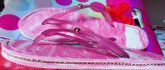 Chinelo rosa tira rosa e transp c/ strass e piercing cód.007
